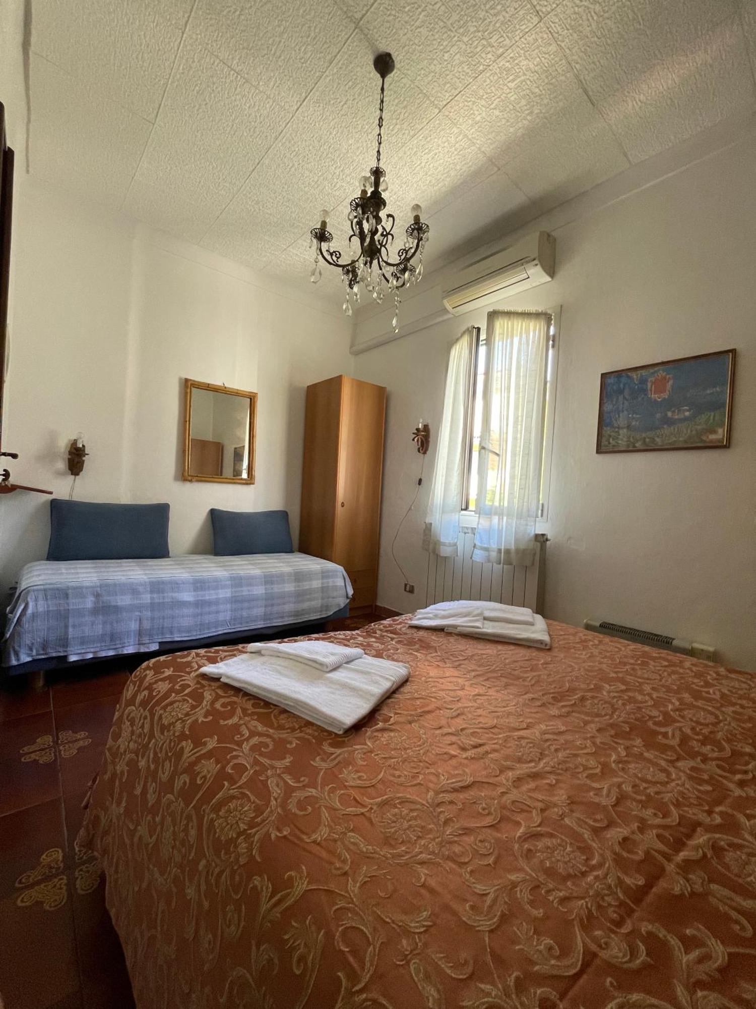 Casavacanze Internazionale Диано Марина Екстериор снимка