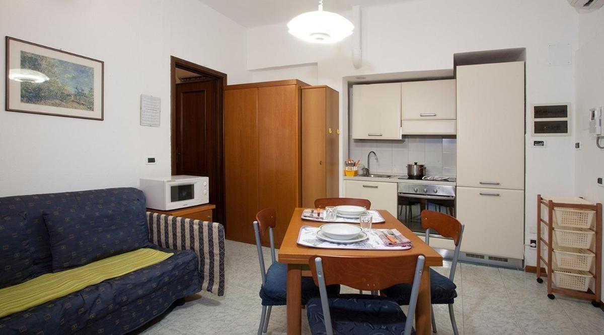 Casavacanze Internazionale Диано Марина Екстериор снимка